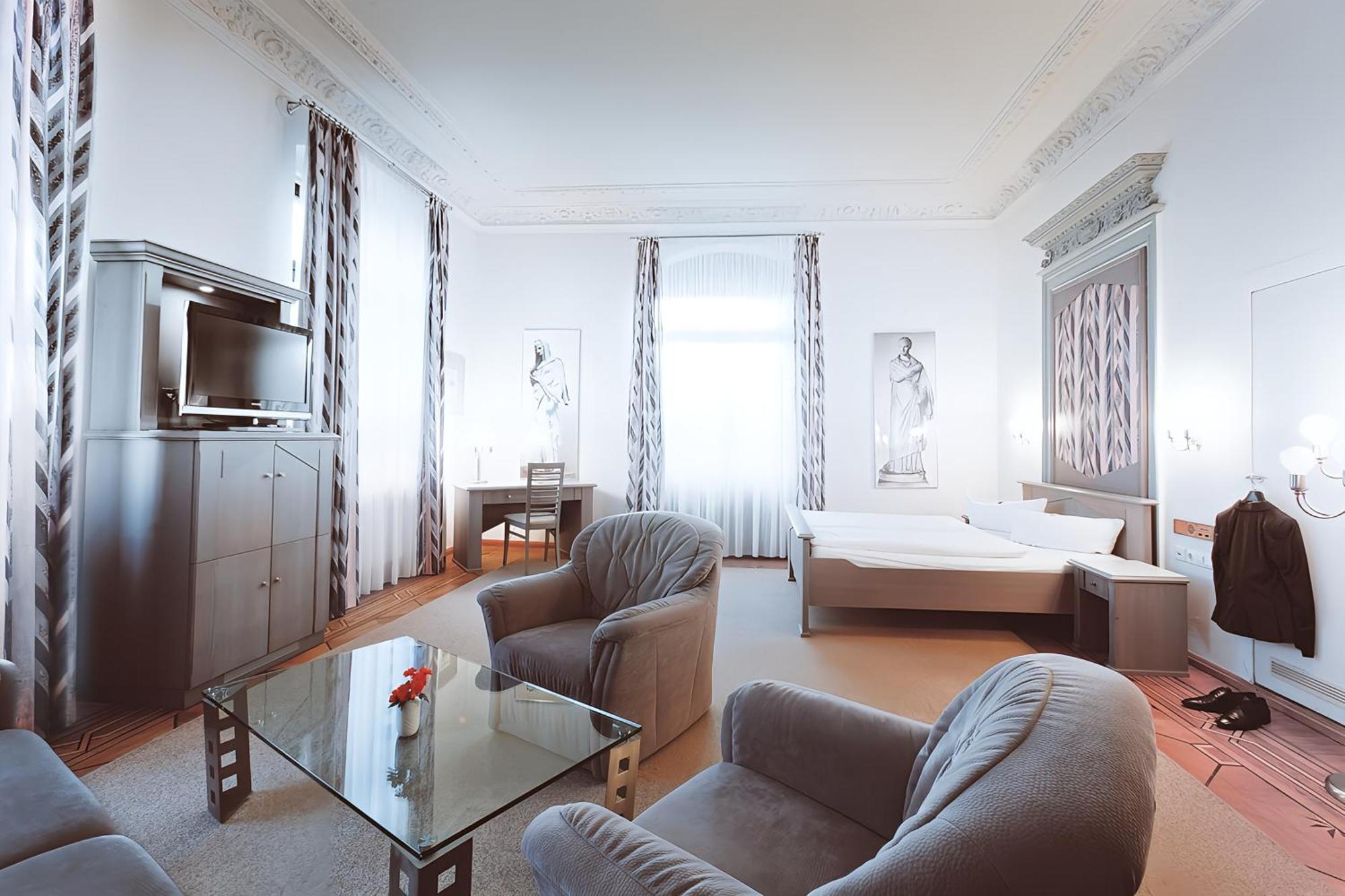 Hotel Villa Kipping Am Hauptbahnhof Dresden Bagian luar foto