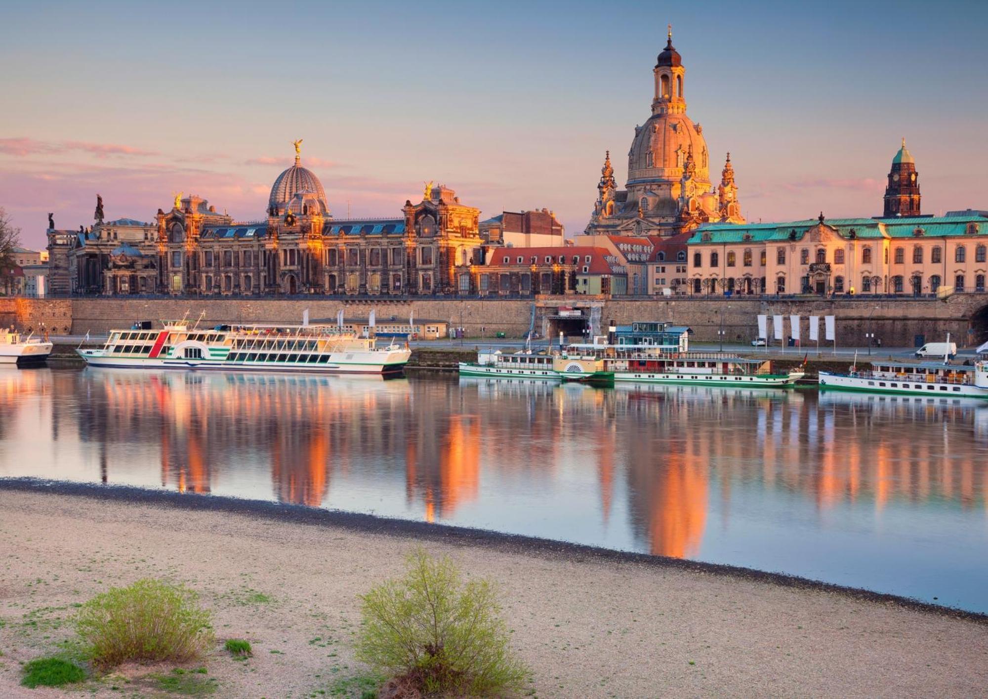 Hotel Villa Kipping Am Hauptbahnhof Dresden Bagian luar foto